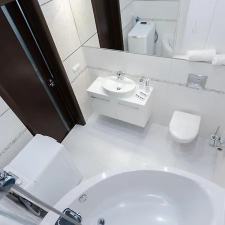 Luxury Business In The Center Appartamento Minsk